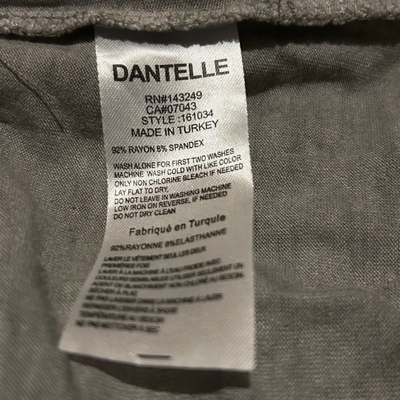 DANTELLE  Peplum Top - Picture 3 of 4